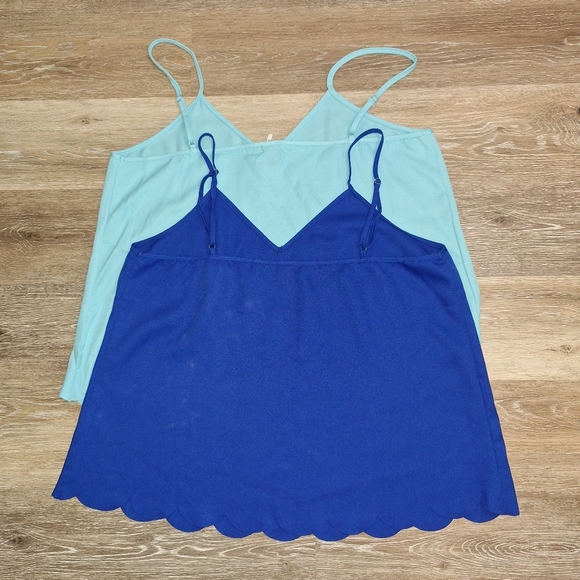 Emery Rose Lot Of 2 V-Neck Spaghetti Strap Camisole Tanks Scallop Hem XL - Picture 2 of 8